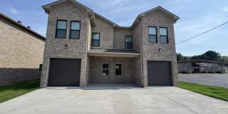 215 N Elm Street Gallery 1