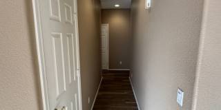 Cozy 3 Bed 2 Bath with Enclosed Den! Cozy 3 Bed 2 Bath with Enclosed Den! Gallery 10