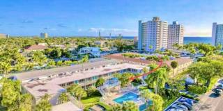 3225 NE 16th St Gallery 1