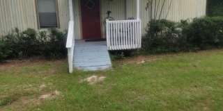 Charming 2BR/2BA manufactured Retreat in the Georgia Hills Gallery 1