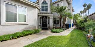 Expansive estate style home - 5 minute drive to SDSU! Gallery 1