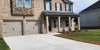 Room in 4 Bedroom Home at Hibiscus Way Gallery 1