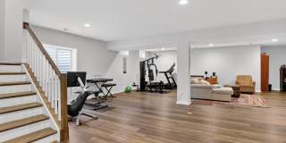 41922 SPRING AIR Drive Gallery 21