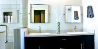 516 E Ames Place Gallery 14