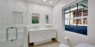 52 Camden Dr Gallery 19