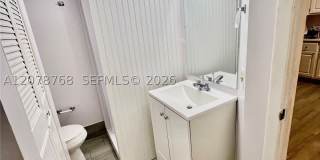 1258 S Military Trail Gallery 21