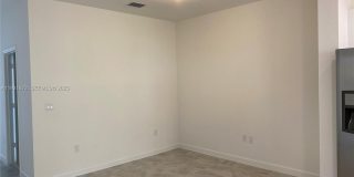 21065 NE 8th Ave Gallery 15