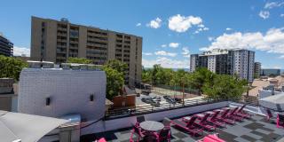 899 Washington Gallery 13