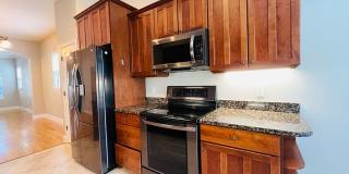 3 Bedroom Townhouse in Boone School Area Gallery 7