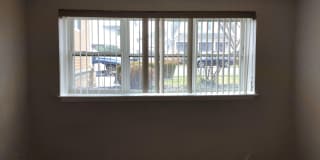 200 Ocean Park Avenue Gallery 30