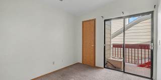 Charming Top-Floor Studio in Aurora with Private Patio & In-Unit Laundry Gallery 17
