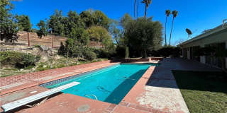 24057 Hatteras Gallery 1