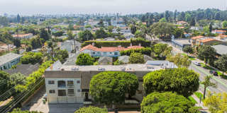 HUGE 2 bed 2 bath in Prime Santa Monica! Gallery 33