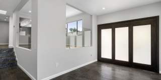 3084 St George Gallery 3
