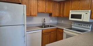 MOVE IN SPECIAL IN TEMPE: NEAR ASU Gallery 13