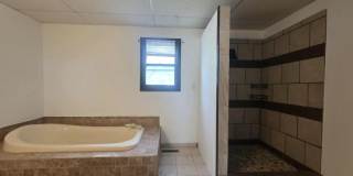 Charming Corner lot for rent! Gallery 23