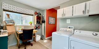 Distinguished 4 bed, 2 bath Bungalow in the Old North End Gallery 26