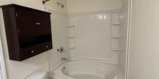 Townhome in Villages of Riverwood, Upgrades include Granite, Hdwd Floors, 1 Car Garage, Community Pool and Fitness Gallery 24