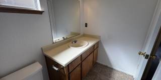 Charming 2 Bedroom, 1 Bath Home for Rent! Gallery 14