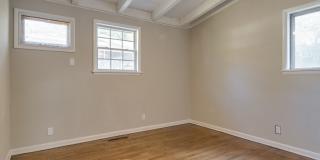 Beautifully Renovated 3BR/2B Home in Great Location!! Gallery 9