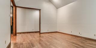 11201 Kingsgate Terrace Gallery 27