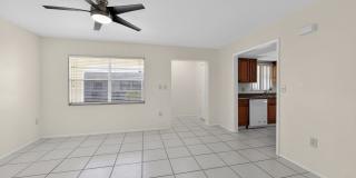 Charming 3BR House in Osprey Gallery 5