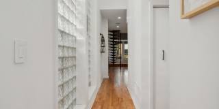 885 N Hermitage Avenue Gallery 3