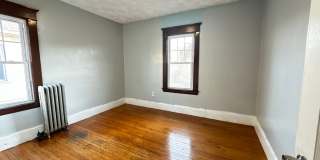 371-373 Oakland Street Gallery 29