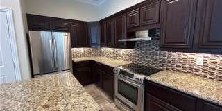 1990 Granemore Street Gallery 14