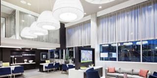 AMLI Lex on Orange Gallery 18