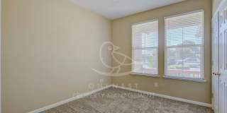 Beautiful 4 BD 2 BA Lincoln Home Gallery 18