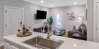 Atlantic Breeze Apartments Gallery 19