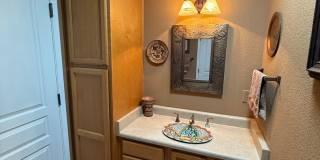 Gorgeous Furnished Pool/Spa Home with spectacular views Gallery 24