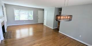 605 Mitchell Avenue Gallery 11