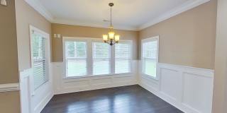 Custom 4 BD/2.5 BA Home with Community Pool, Water Access and Day Dock! Gallery 11