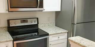 375 LAKE ONTARIO CIR #301 Gallery 9
