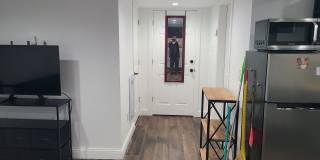 2539 Hubbard Street Gallery 7