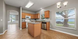 Beautiful 4 Bedroom on Large Corner Lot - LAKE NONA Gallery 17