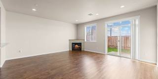 Gorgeous Townhome in Ridgefield! Gallery 10