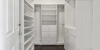 11952 Montana Avenue Gallery 1