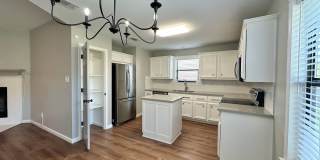 Viewable Now!  Pets Accepted! Gallery 9