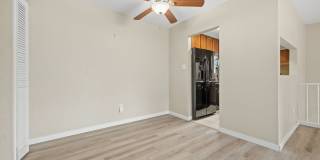 Charming 2BR Townhome w/ Attached Garage in Prime Lakewood Location! Gallery 8