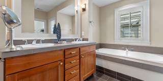 10599 Southwest Windwood Way Gallery 12