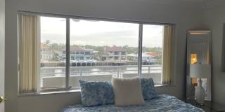 1198 Hillsboro Mile Gallery 8
