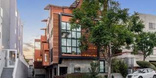 1035 1/2 North Vista Street Gallery 1