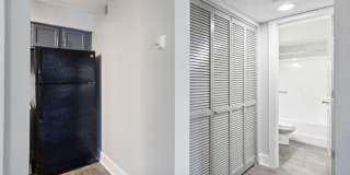 Piccadilly Gallery 35