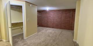 3 Bedroom 2 1/2 Bathroom Townhouse- CLOSE TO MSU- Gallery 20