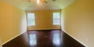 Room in 3 Bedroom Home in Austin Gallery 1