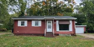 Newly Updated 3-Bedroom, 1-Bathroom Home in Benton Harbor Gallery 1