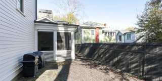 1013 Euclid Avenue Gallery 17